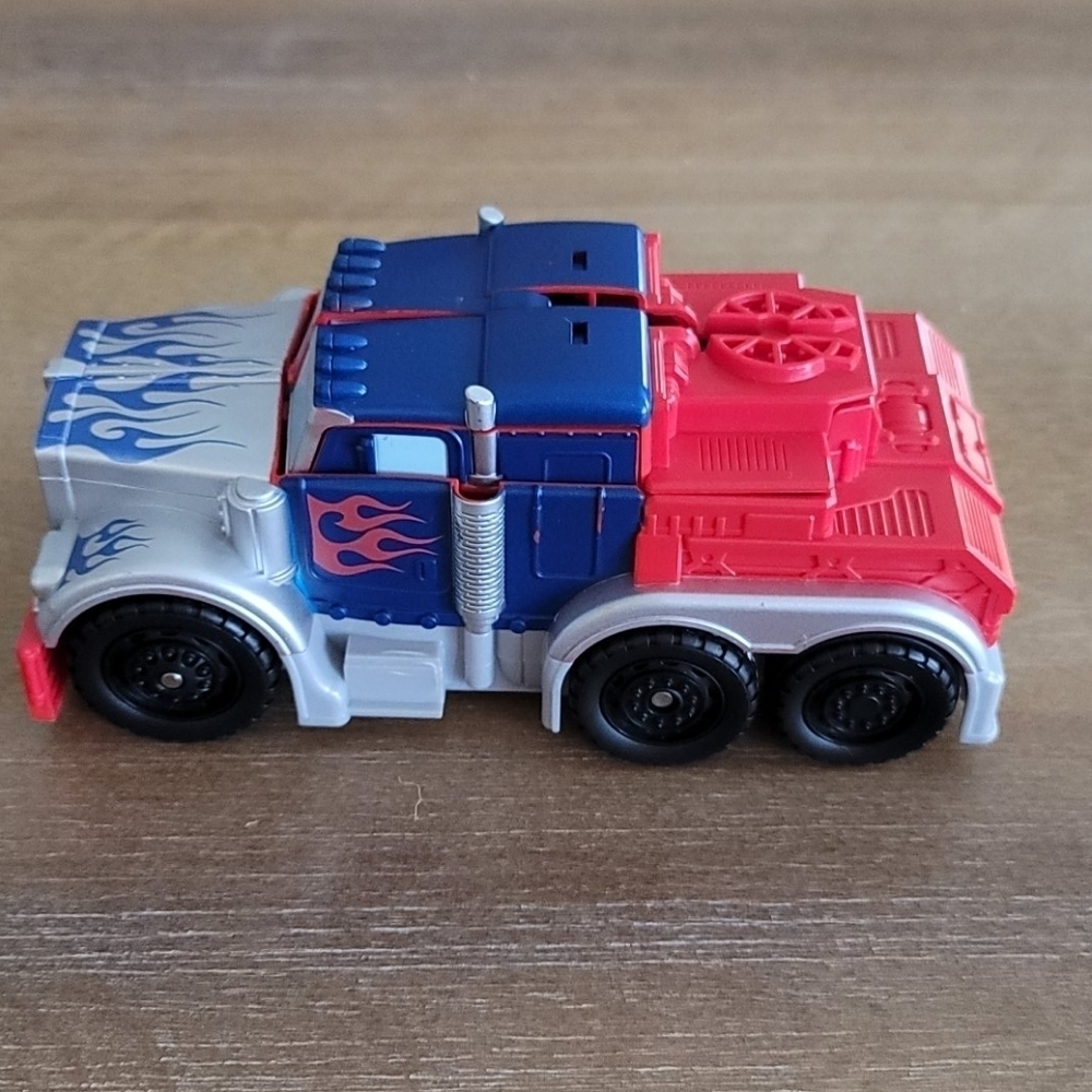 Transformers RPMs Battle Chargers Optimus Prime - Picture 3 of 7